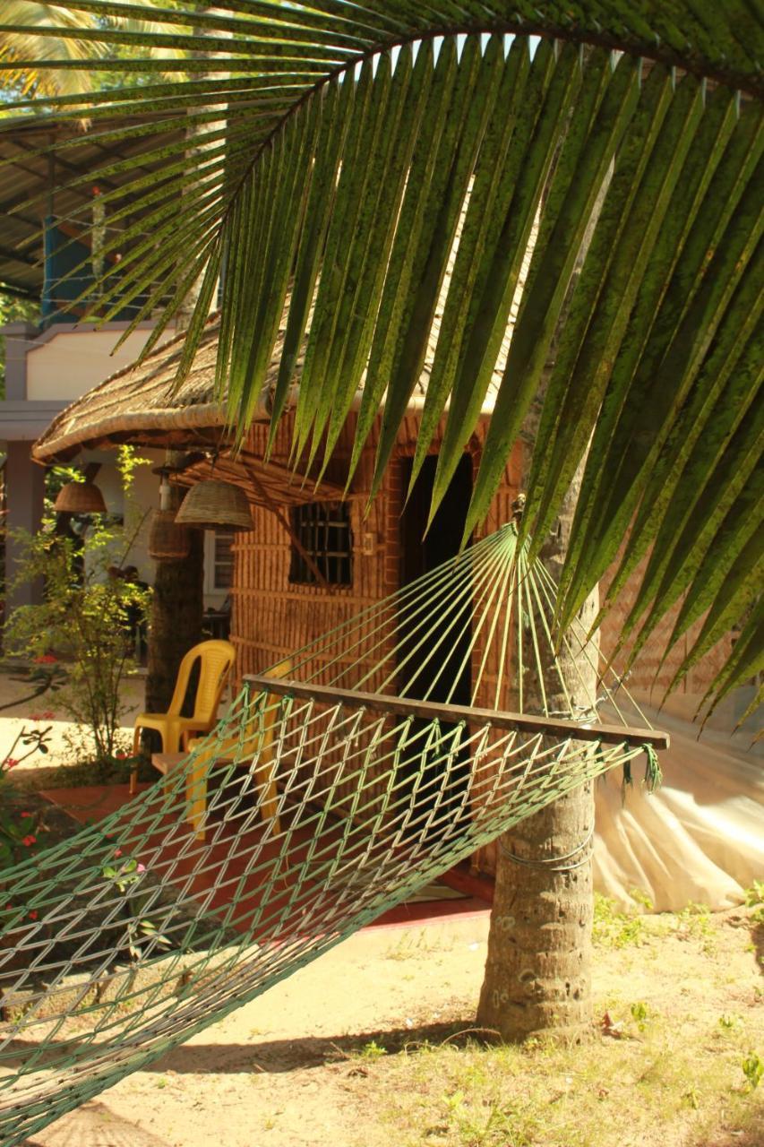 Elara Beach View Homestay Alappuzha Eksteriør bilde